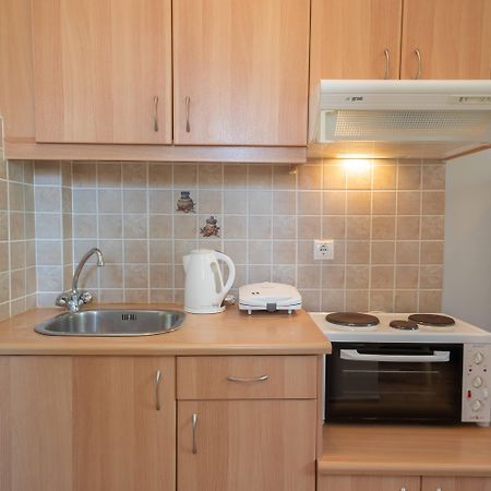 Aggelina S Apartments Xi Beach المظهر الخارجي الصورة