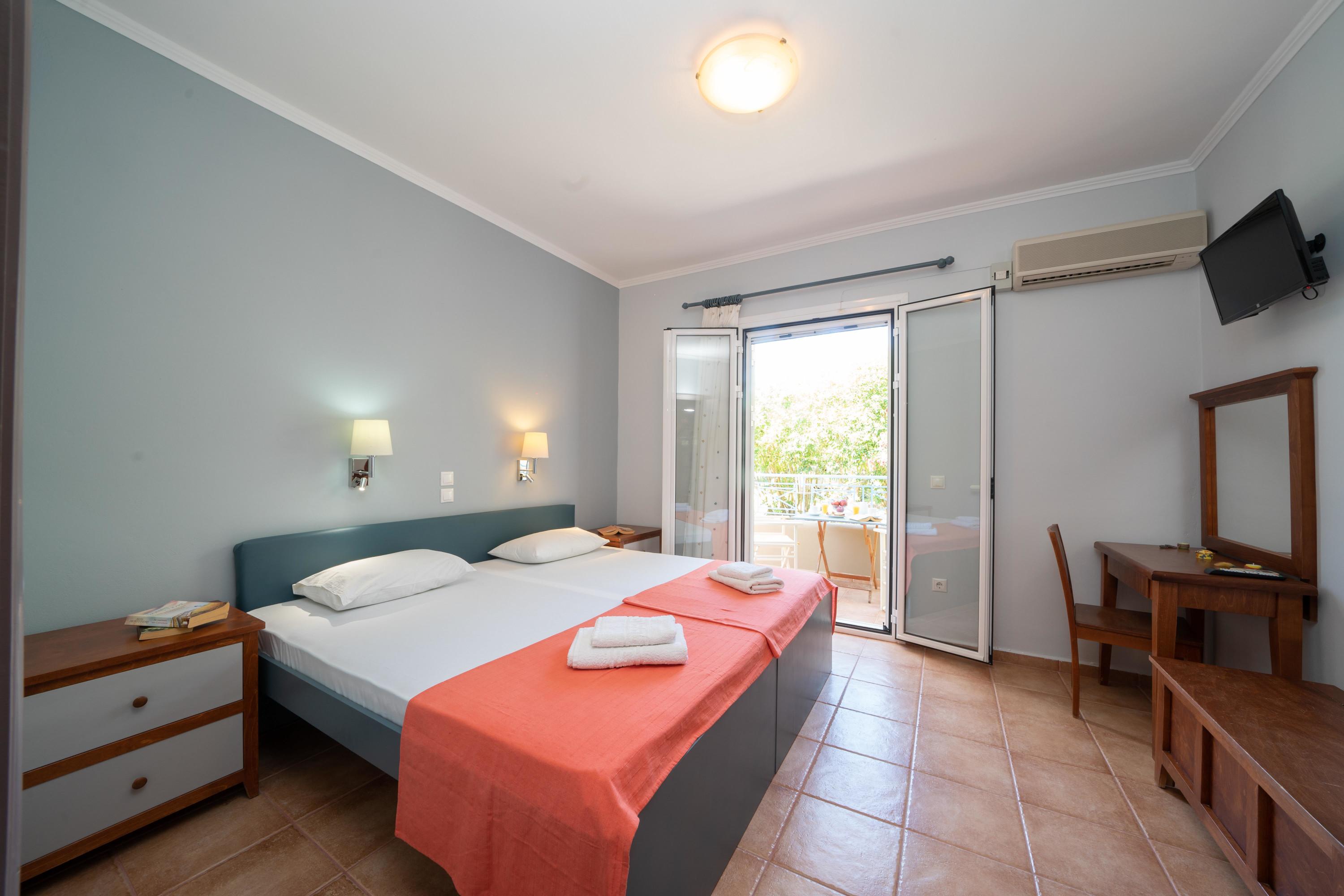 Aggelina S Apartments Xi Beach المظهر الخارجي الصورة