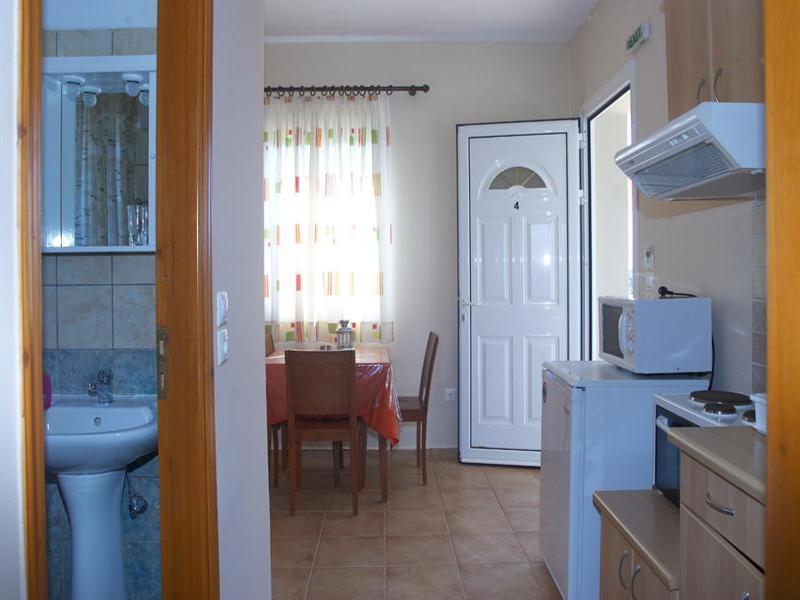 Aggelina S Apartments Xi Beach المظهر الخارجي الصورة